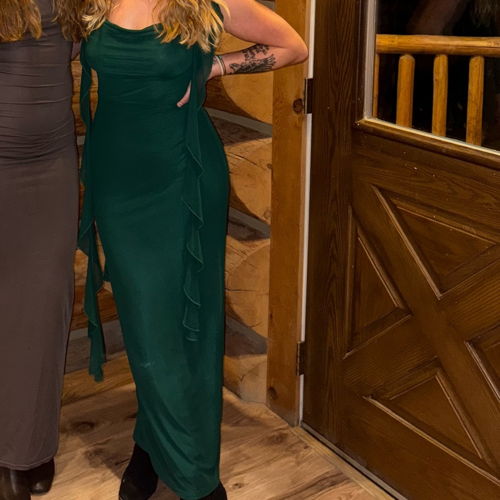 Elegant Green Evening Dress